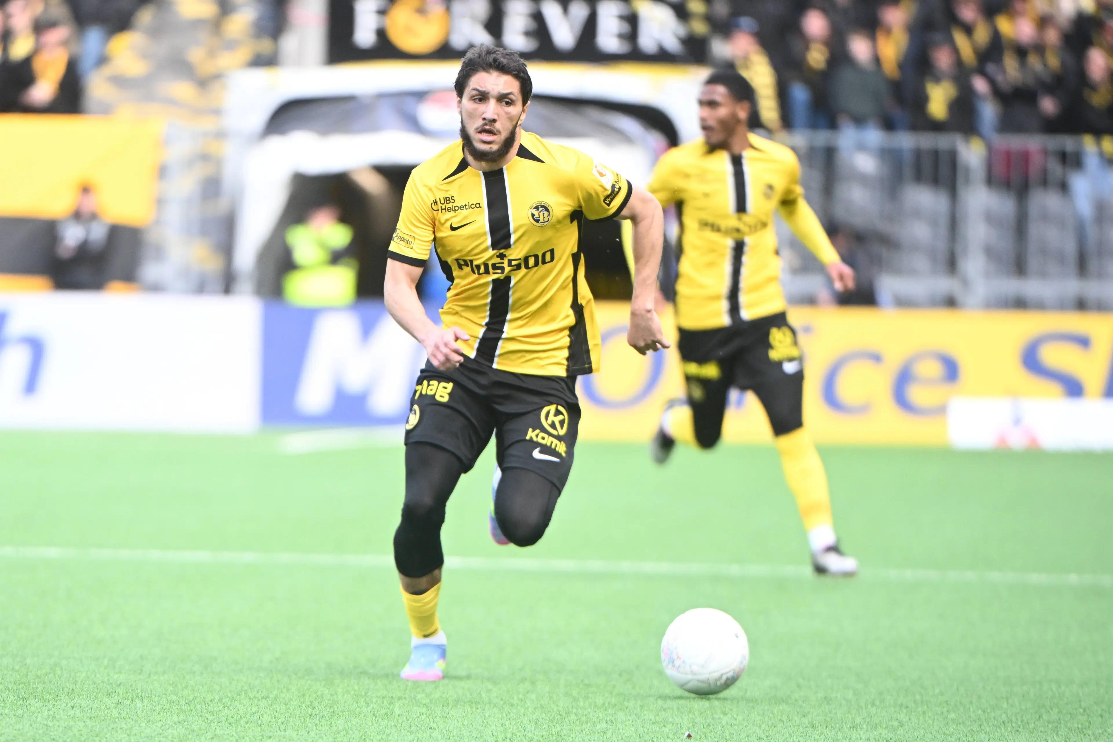 爱游戏全站关于关键时刻体能课后，塞维利亚复出首秀备战德甲，引发热议，轮换策略成焦点的信息