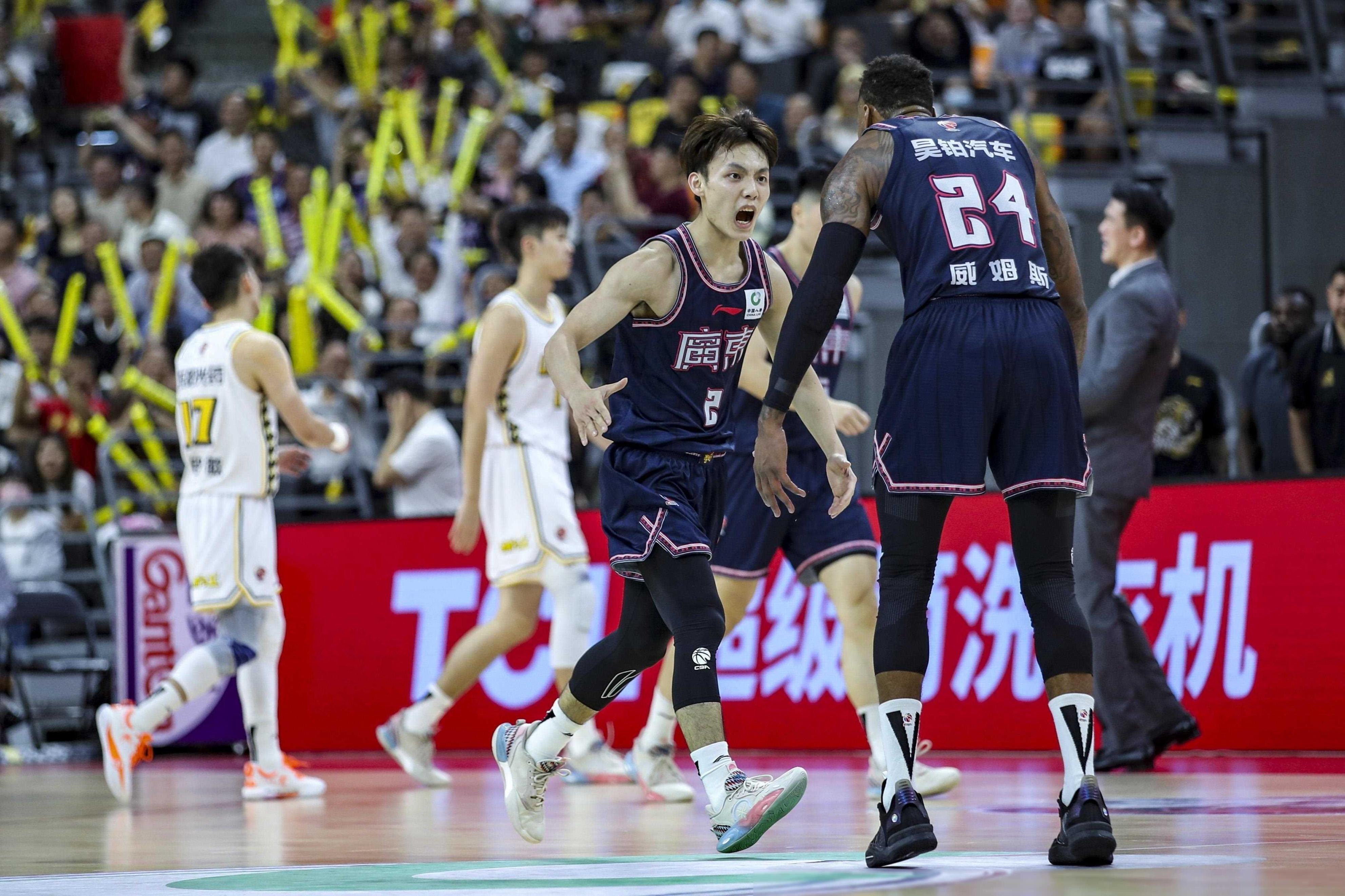 爱游戏全站清晨CBA常规赛焦点战；布鲁克林篮网回应争议；管理层满意；赛程密集仍需轮换的简单介绍