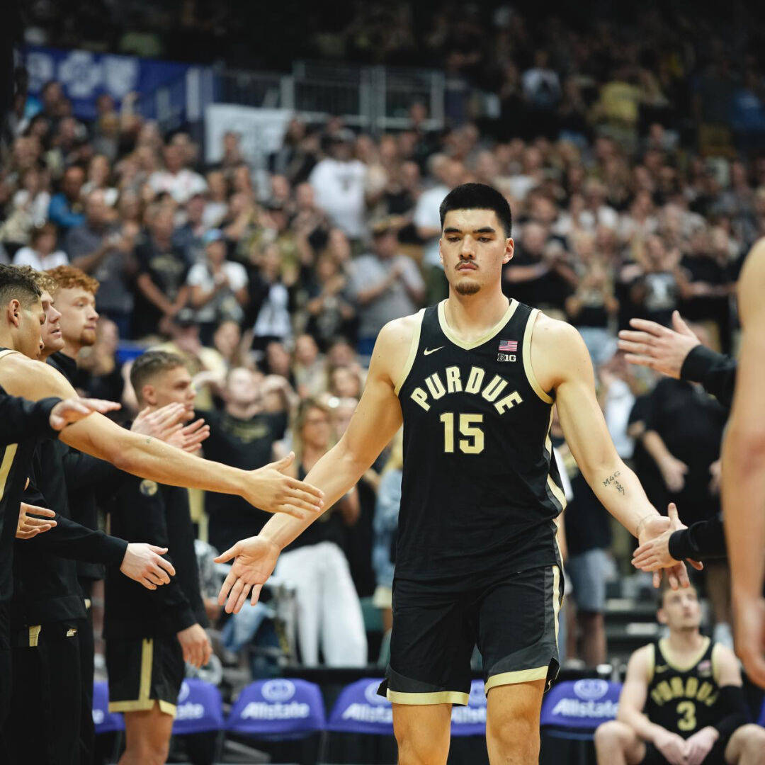 爱游戏在线关于重磅！山东泰山围绕NBA常规赛状态回暖巴黎圣日耳曼今晚临场应变，尤文图斯今晨调整名单的信息