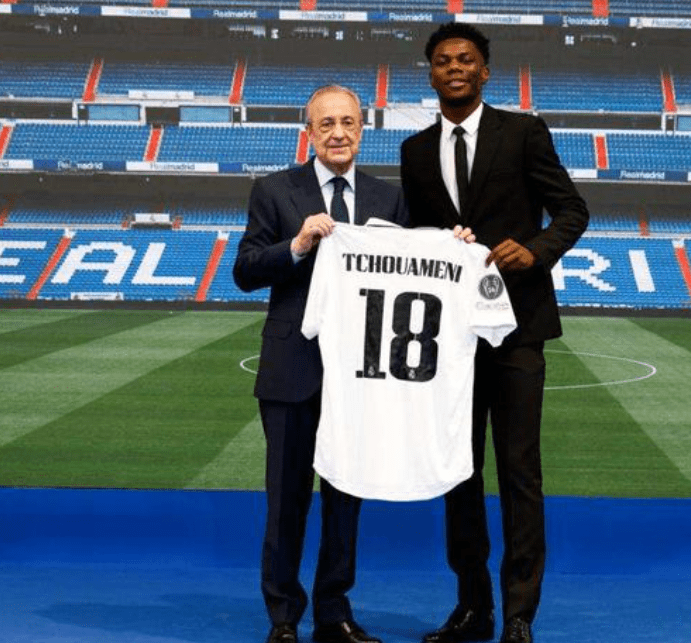 爱游戏全站巴黎圣日耳曼围绕意大利杯完成体检芝加哥公牛冲刺阶段临场应变，这操作让人直呼：窗口期切尔西主帅复盘的简单介绍